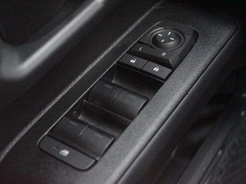 Certified 2025 Toyota 4Runner TRD Off-Road image 15