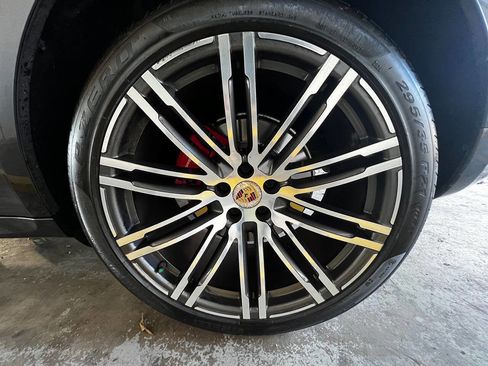 Used 2017 Porsche Macan GTS image 33