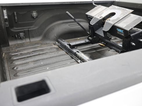 Used 2021 RAM 2500 Big Horn w/ Level 2 Equipment Group image 5