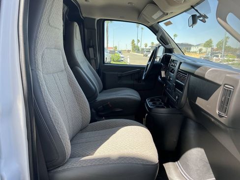 New 2025 Chevrolet Express 2500 w/ Driver Convenience Package image 26