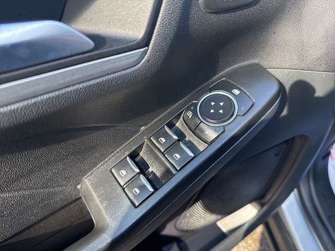 Used 2023 Ford Escape Platinum image 11