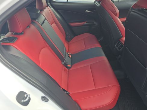 Used 2023 Lexus UX 250h F Sport AWD/4WD image 17