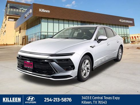 Used 2025 Hyundai Sonata SE FWD image 4