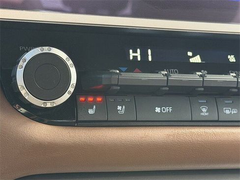 Certified 2025 Toyota Tundra 1794 Edition image 23