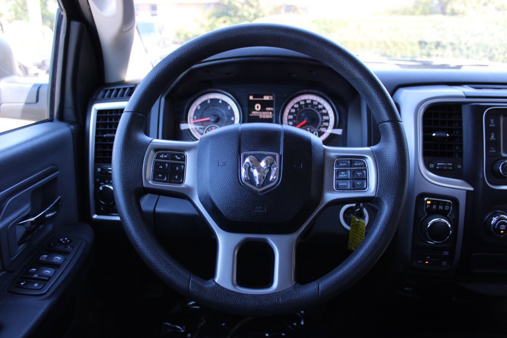 Used 2022 RAM 1500 Classic SLT AWD/4WD image 11