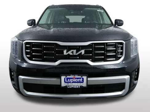 Certified 2024 Kia Telluride S w/ S Sunroof Package AWD/4WD image 4