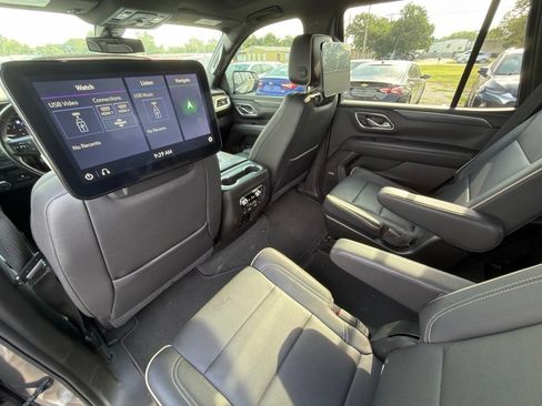 Used 2021 GMC Yukon SLT w/ SLT Luxury Plus Package AWD/4WD image 15