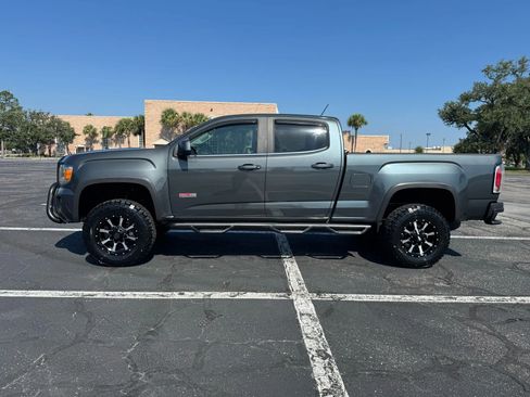 Used 2015 GMC Canyon SLE w/ All-Terrain Package image 9