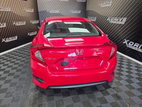 Used 2016 Honda Civic EX image 11