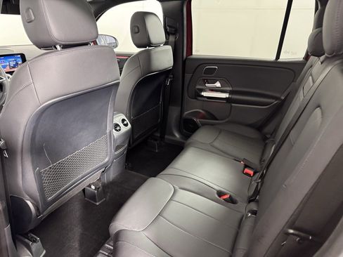 Certified 2025 Mercedes-Benz GLB 250 4MATIC image 22