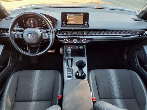 Used 2023 Honda Civic Sport image 10