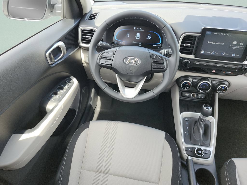 New 2026 Hyundai Venue SEL FWD image 18