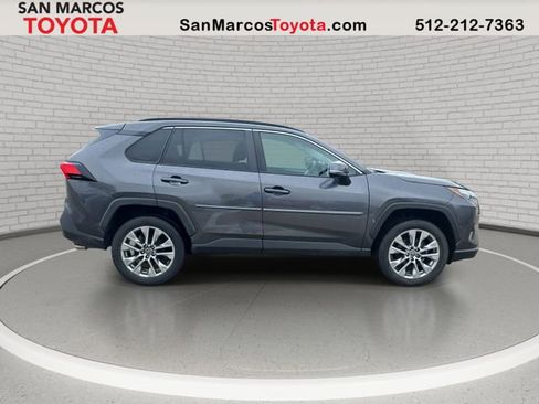 Used 2023 Toyota RAV4 XLE Premium FWD image 4