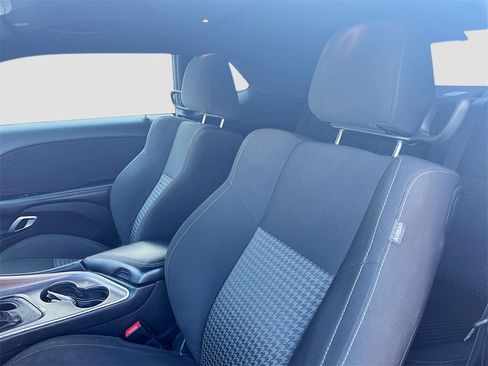 Used 2022 Dodge Challenger R/T image 19