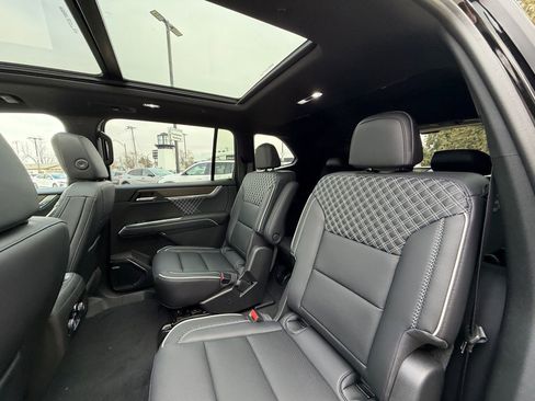 New 2026 GMC Acadia Denali w/ Super Cruise Package AWD/4WD image 27