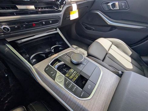 New 2026 BMW 330i Sedan RWD image 10