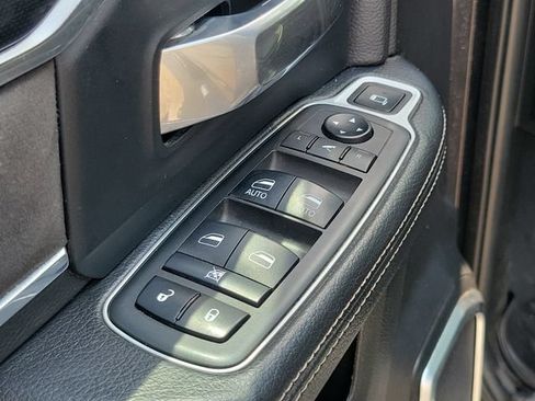 Used 2019 RAM 3500 Laramie AWD/4WD image 19