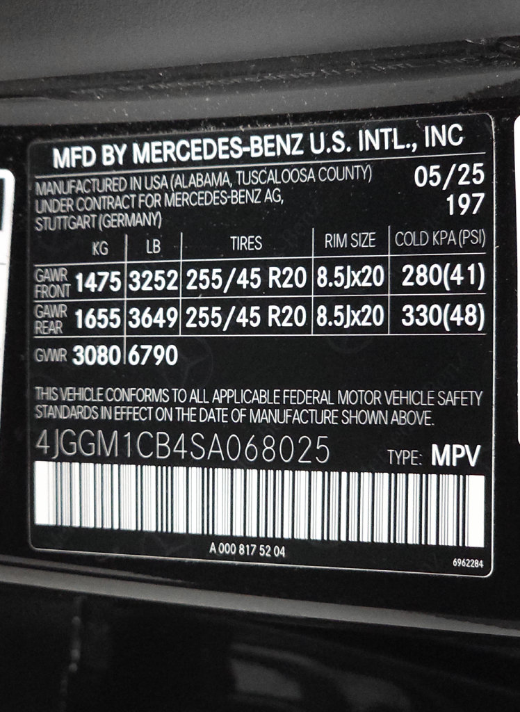 Certified 2025 Mercedes-Benz EQE 350+ 4MATIC SUV w/ AMG Line Exterior Package image 38