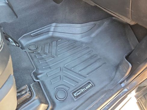 Used 2024 RAM 2500 Laramie w/ Safety Group image 17