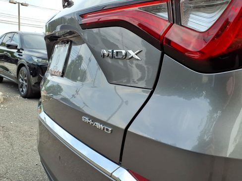 Certified 2024 Acura MDX SH-AWD w/ Technology Package image 10