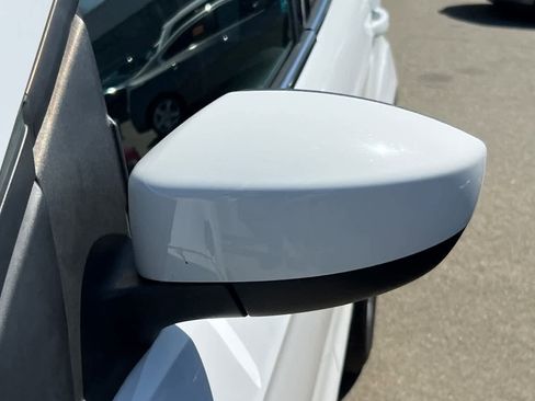 Used 2017 Ford Escape SE image 9