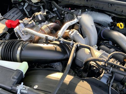 Used 2024 Ford F350 Lariat w/ Lariat Ultimate Package AWD/4WD image 33