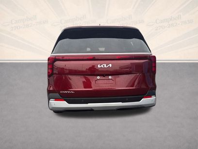 Used 2025 Kia Carnival