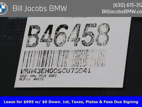 Certified 2025 BMW 750e xDrive AWD/4WD image 28