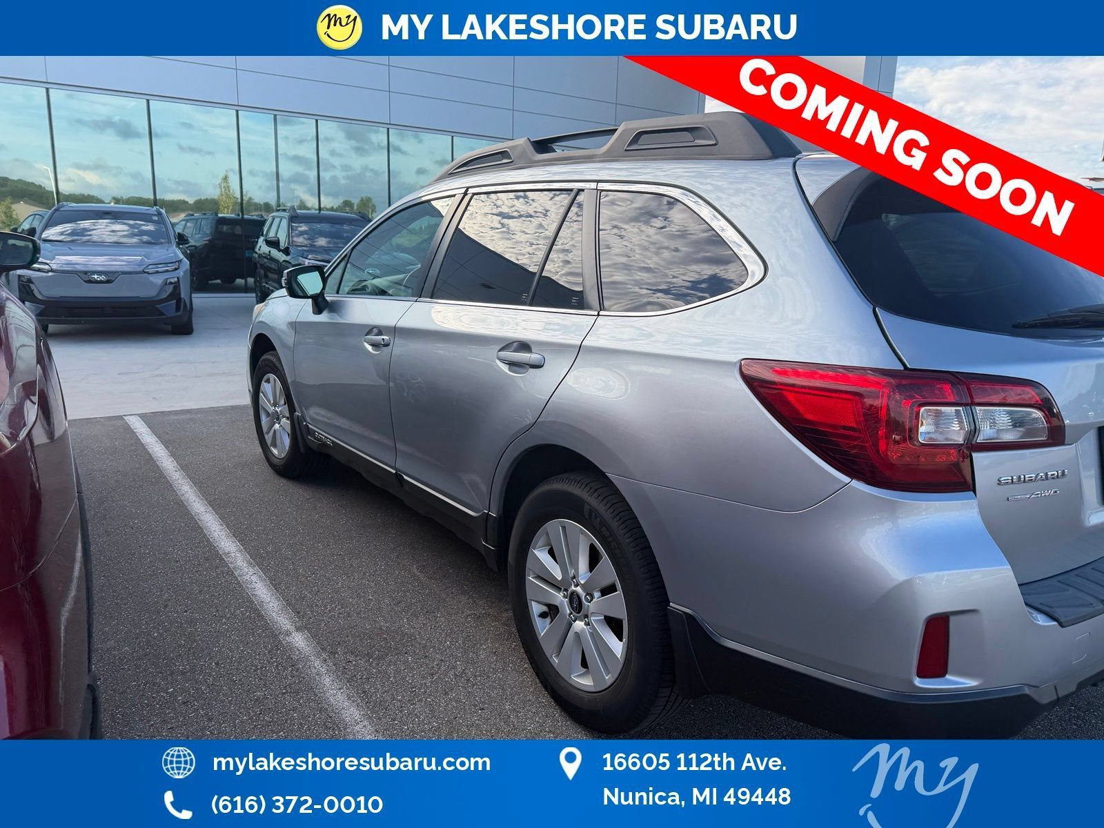 Used 2017 Subaru Outback 2.5i Premium AWD/4WD image 3