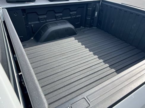 Used 2026 Chevrolet Silverado 1500 Custom RWD image 20