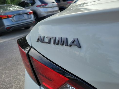 Certified 2025 Nissan Altima 2.5 S FWD image 8
