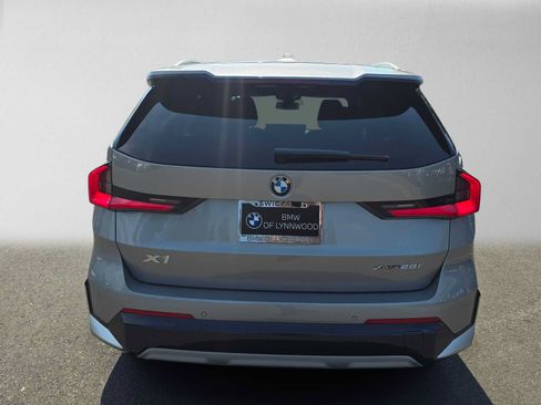 Used 2026 BMW X1 xDrive28i w/ Convenience Package AWD/4WD image 4