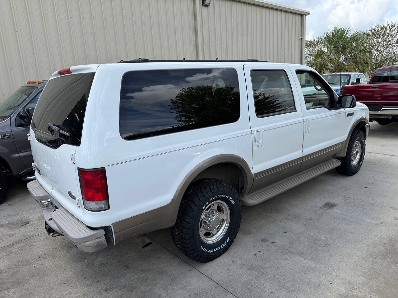 Used 2000 Ford Excursion Limited AWD/4WD image 13