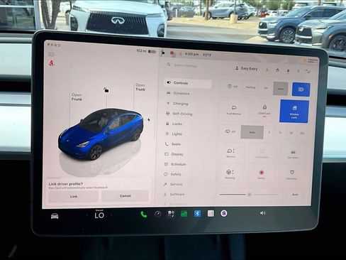 Used 2025 Tesla Model Y Long Range RWD image 31