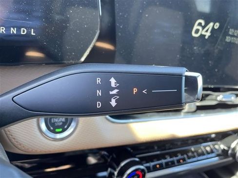 New 2025 Chevrolet Equinox ACTIV w/ Safety and Technology Package image 16