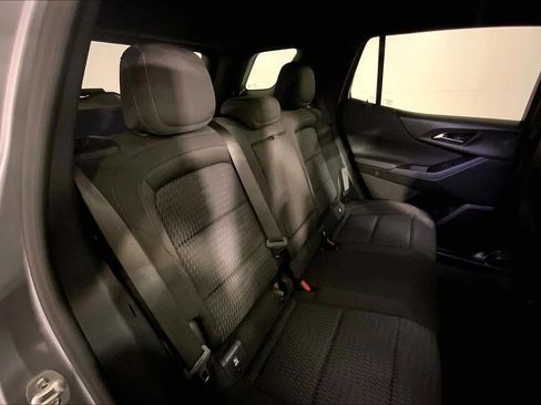 Used 2025 Chevrolet Equinox LT AWD/4WD image 23