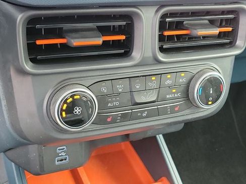 Certified 2024 Ford Maverick XLT w/ XLT Luxury Package FWD image 15