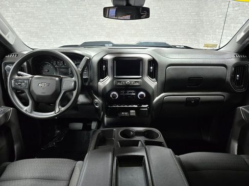 Used 2022 Chevrolet Silverado 1500 Custom Trail Boss AWD/4WD image 35