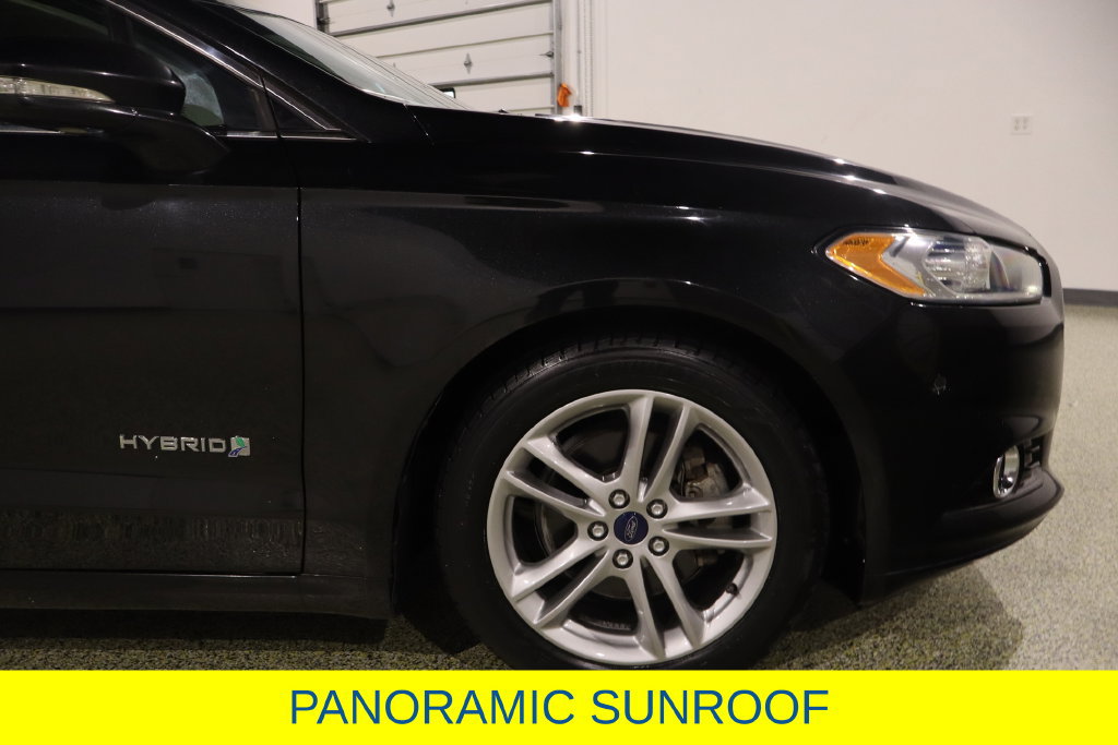 Used 2015 Ford Fusion Titanium FWD image 12