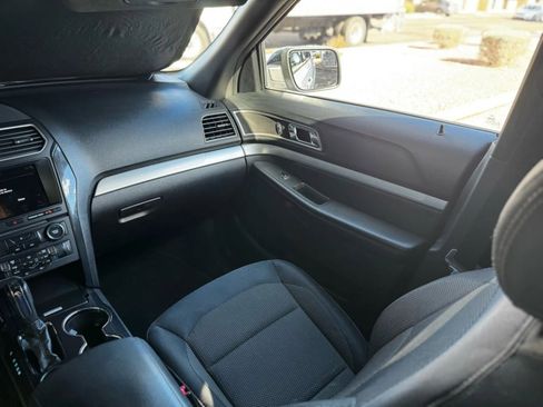 Used 2017 Ford Explorer XLT w/ Equipment Group 201A image 45