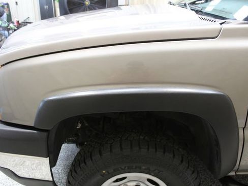 Used 2006 Chevrolet Silverado 2500 W/T w/ Heavy-Duty Power Package image 7