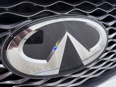 Used 2023 INFINITI QX50 Luxe AWD/4WD image 10