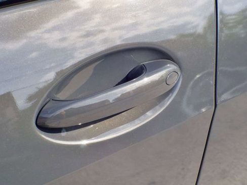 Used 2024 BMW X5 M60i image 10