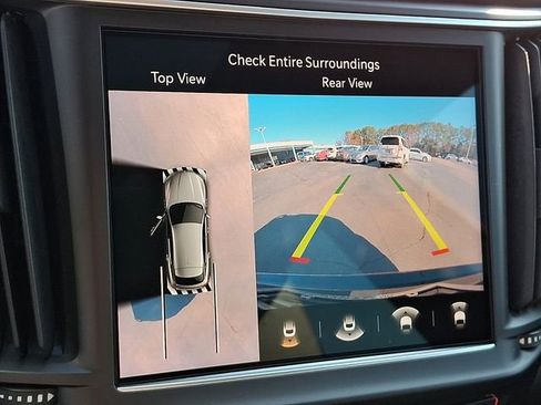 Used 2022 Maserati Levante Modena image 22