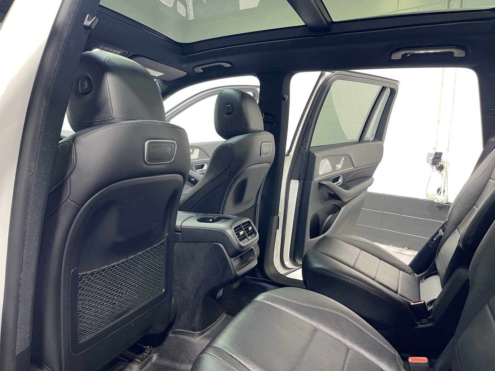 Used 2020 Mercedes-Benz GLS 450 4MATIC image 12