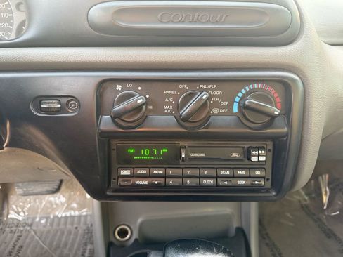 Used 2000 Ford Contour SE image 11