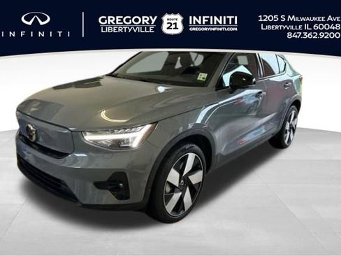 Used 2023 Volvo C40 P8 Recharge Ultimate AWD/4WD image 1