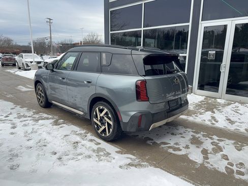 Certified 2025 MINI Cooper Countryman S image 3