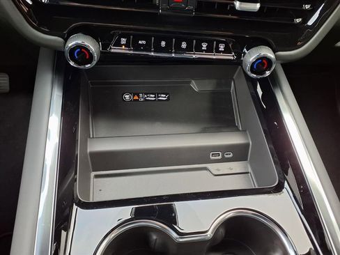 New 2026 Chevrolet Tahoe LT w/ Comfort Package image 18