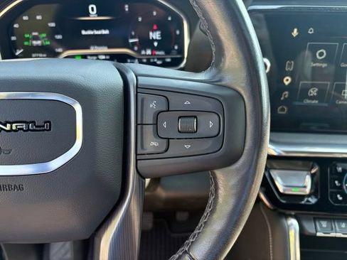 Used 2024 GMC Sierra 3500 Denali Ultimate AWD/4WD image 35